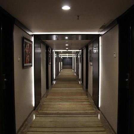 Hotel Siesta Hinjewadi Púna Exteriér fotografie