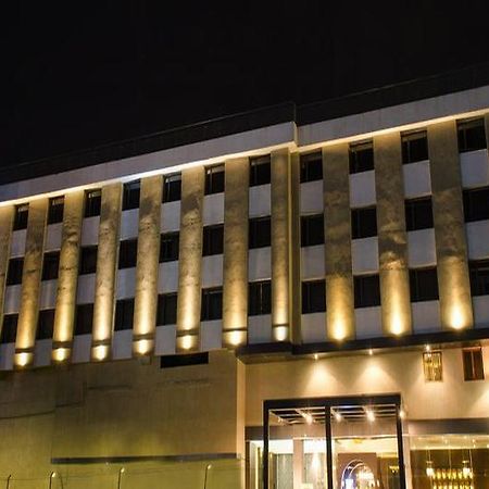 Hotel Siesta Hinjewadi Púna Exteriér fotografie
