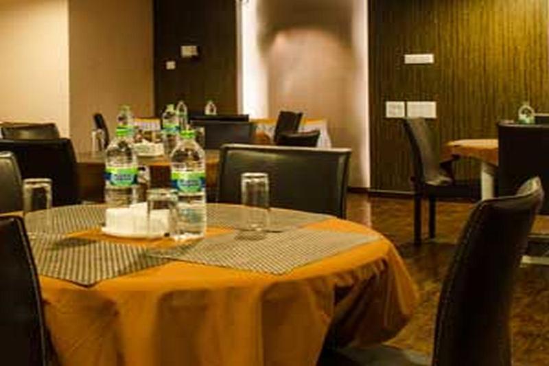 Hotel Siesta Hinjewadi Púna Exteriér fotografie